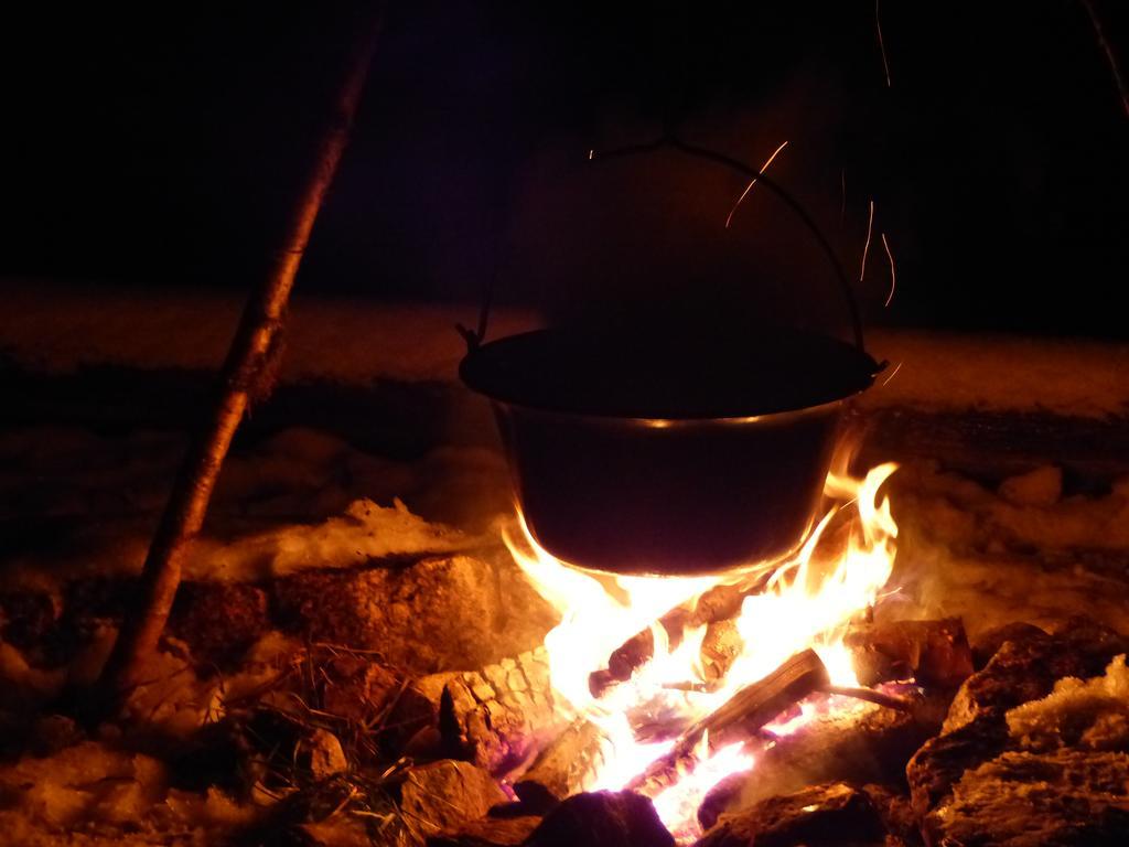 Stöllet Bjoerkebo Camping מראה חיצוני תמונה